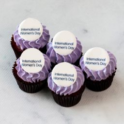 International-Womens-Day-Classic-cupcakes