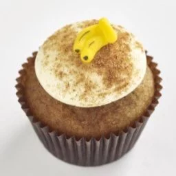 Banana Classic size cupcake