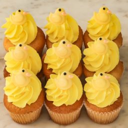 Baby Shower Yellow Duck cupcakes