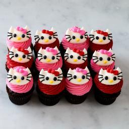 Hello Kitty Mini Cupcake
