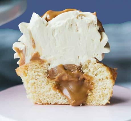 Lotus-Biscoff-Cupcakes inside