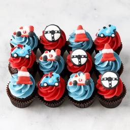 Racing car mini cupcakes