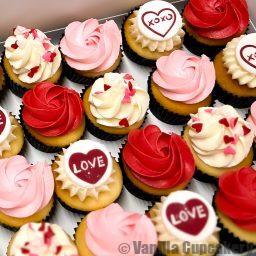 Valentines day mini cupcakes 16 pack