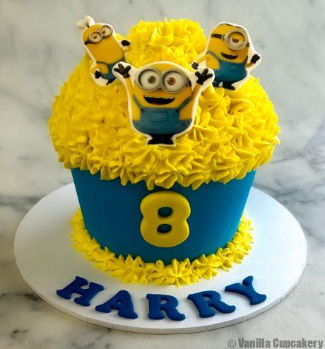 Minions Cake