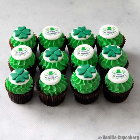 St Patricks Day mini cupcakes