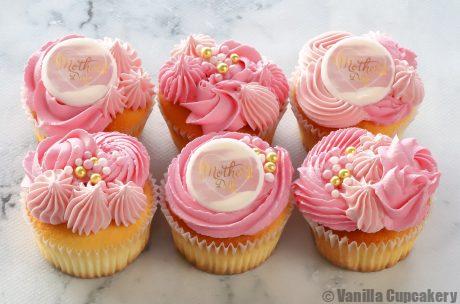 Mother's Day Love cupcakes
