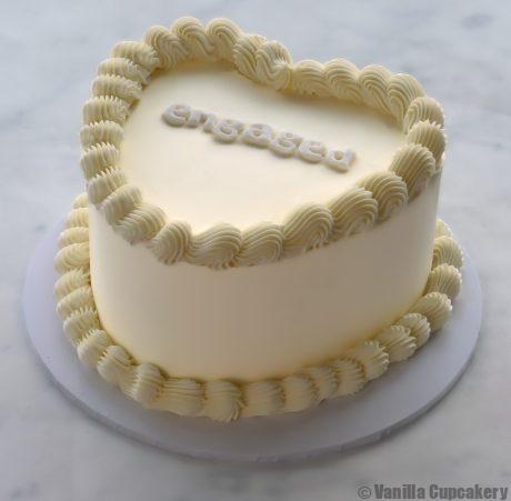 Retro Vintage Cake white colour 2024
