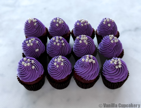International womens day cupcakes