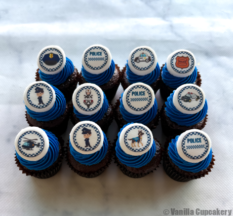Police-mini-cupcakes