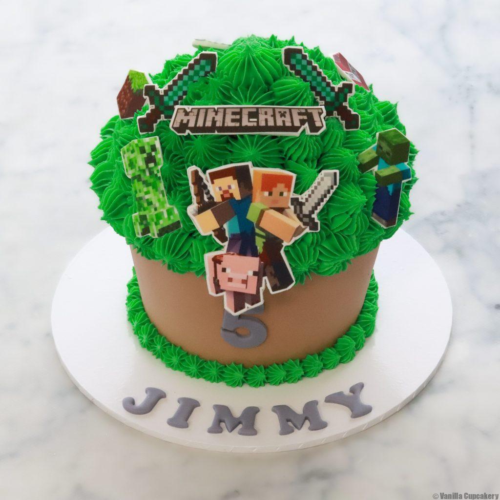 Minecraft Giant Cupcake
